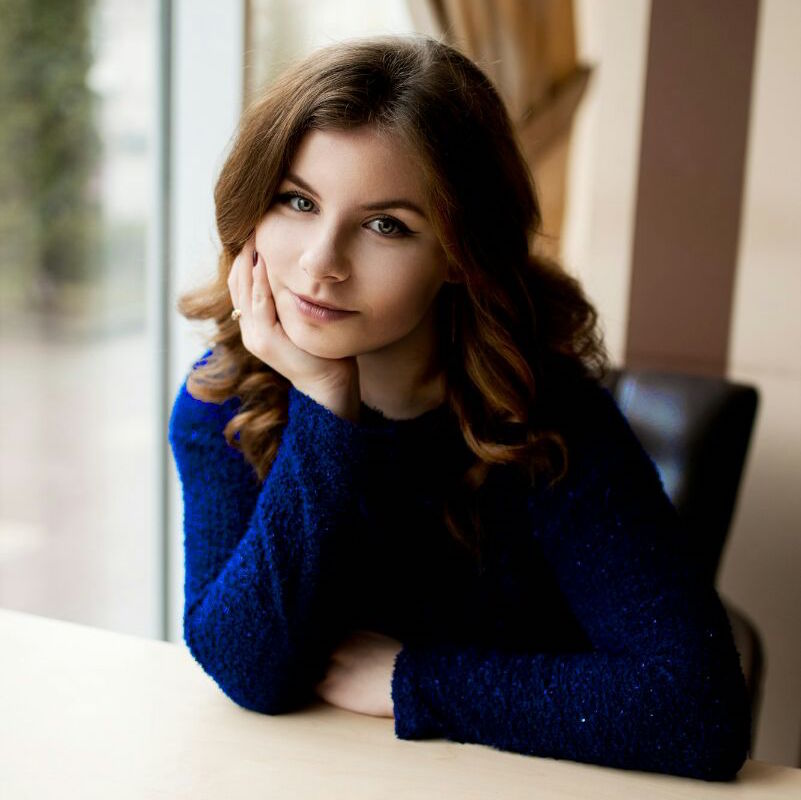 Лиза Громова